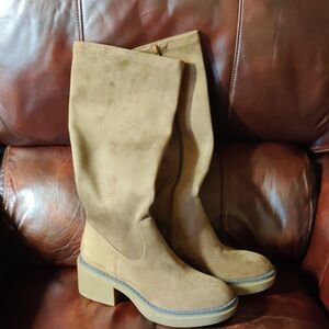 NEW White Mountain Marcella Stretch Boots Size 9